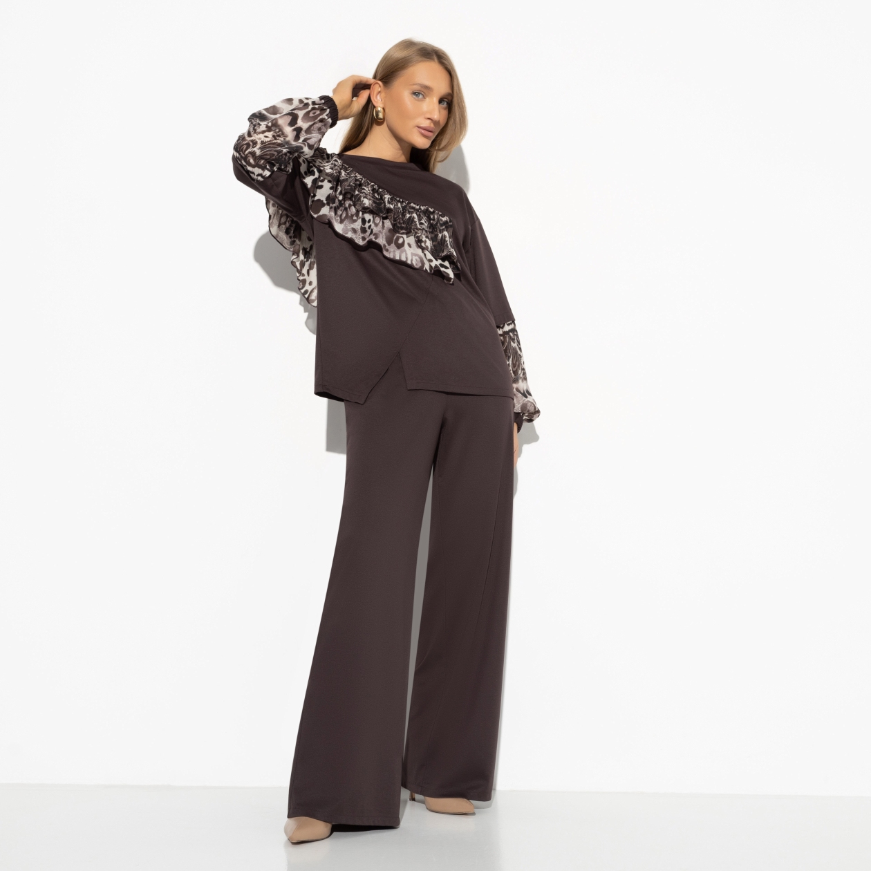 Брючный костюм Можно круче (2 в 1). Состав: 65% п/э, 30% вискоза, 5% спандекс