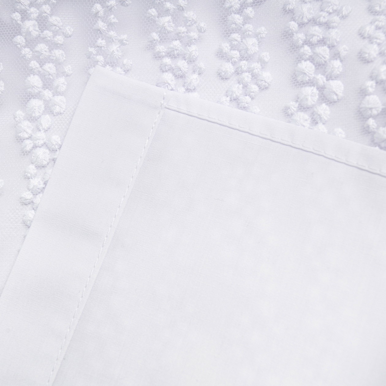 Вне конкуренции (white snow). Состав: 50% хлопок, 50% полиэстер