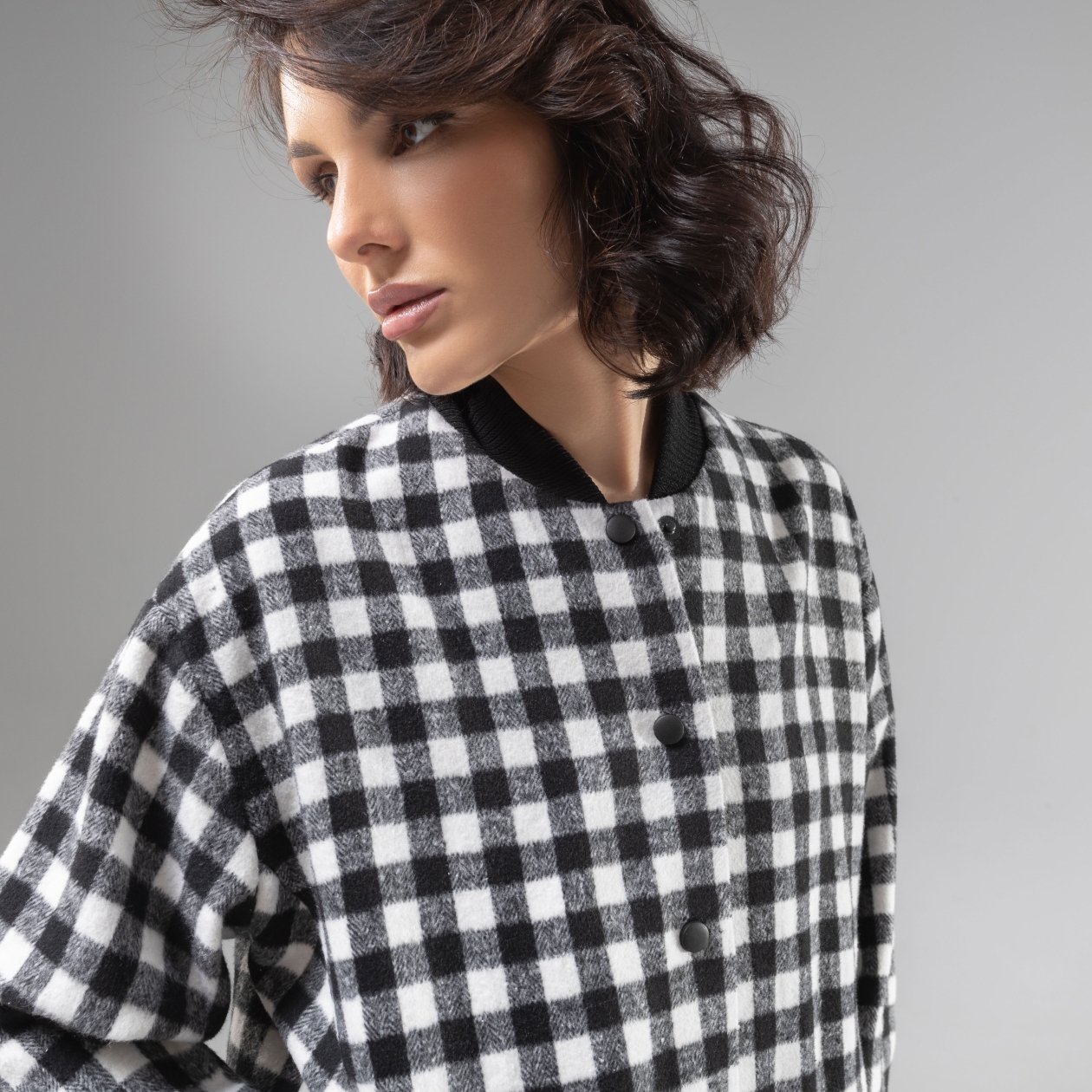 Бомбер Движение вперед (интересная штучка). Состав: 60% полиэстер, 20% вискоза, 15% акрил, 5% хлопок