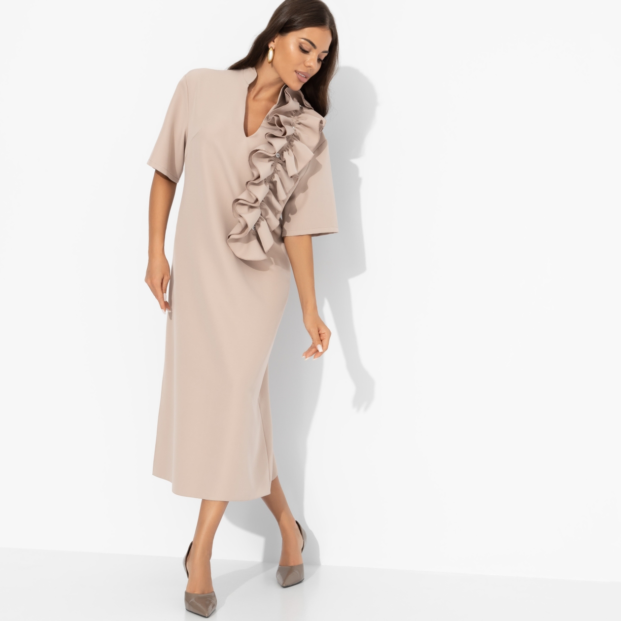 Платье Сияние глянца (nude). Состав: 95% п/э, 5% эластан