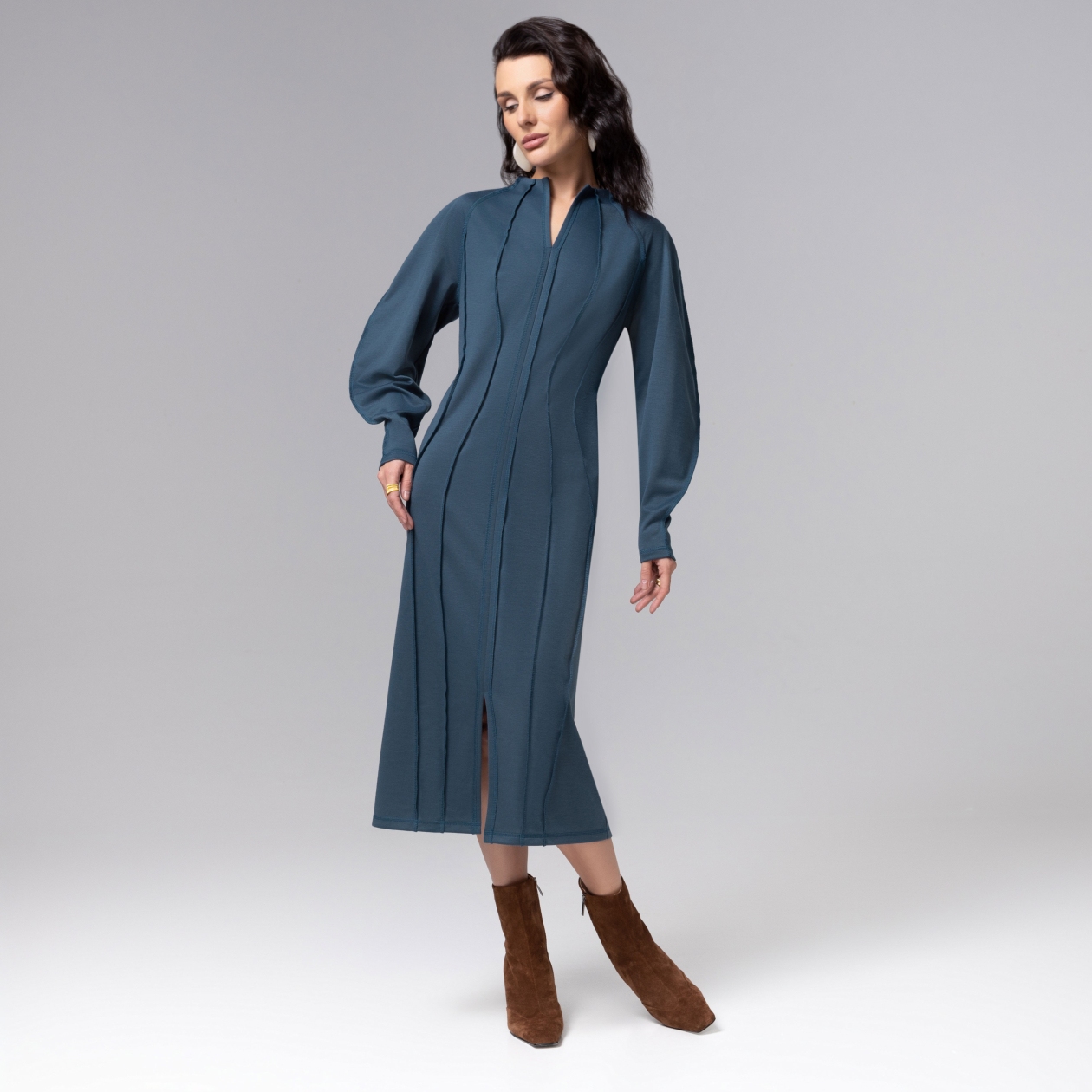 Платье-футляр Больше, чем просто платье. Состав: 65% п/э, 30% вискоза, 5% спандекс