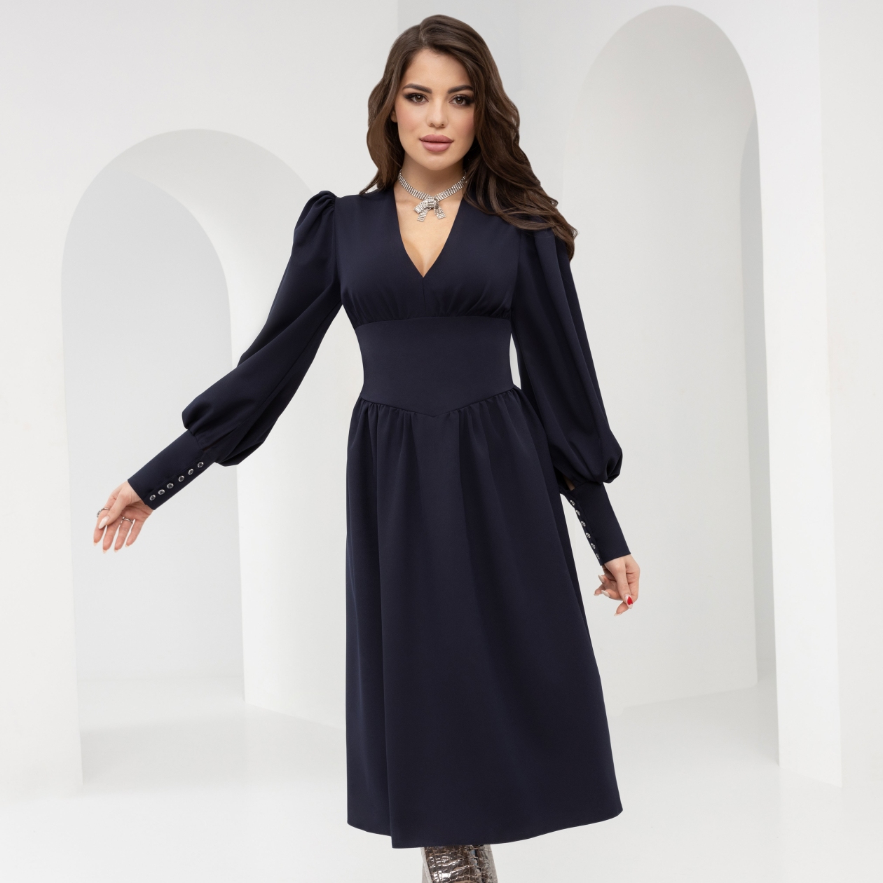 Платье Магнит для взглядов. Состав: 65% п/э, 30% вискоза, 5% эластан