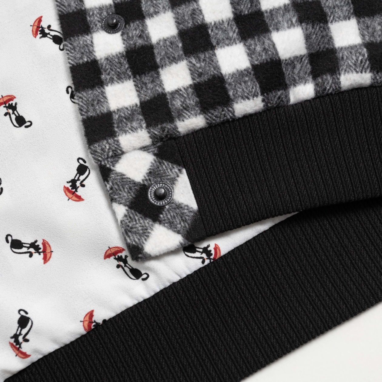 Бомбер Движение вперед (интересная штучка). Состав: 60% полиэстер, 20% вискоза, 15% акрил, 5% хлопок