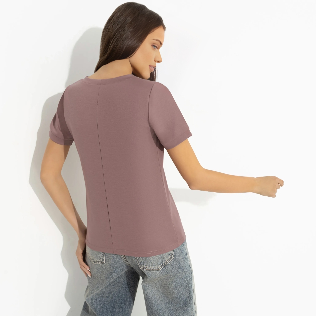 Футболка Модное излучение. Состав: 65% п/э, 30% вискоза, 5% стрейч