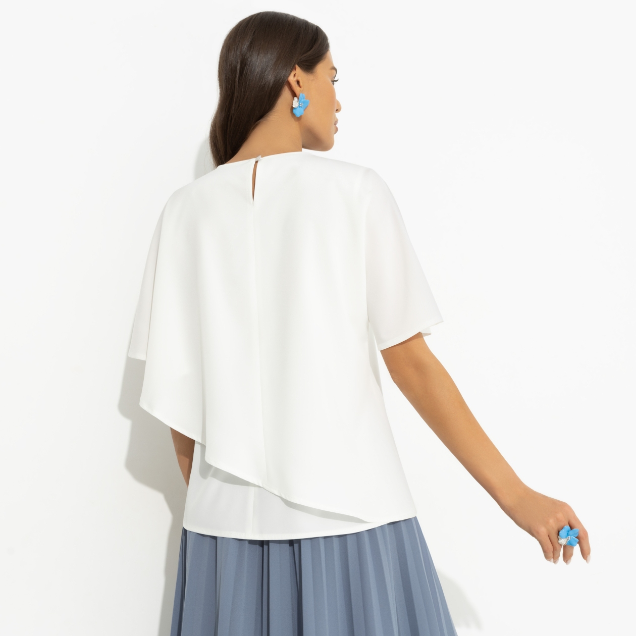 Блуза Лёгкая драма. Состав: 95% полиэстер, 5% эластан