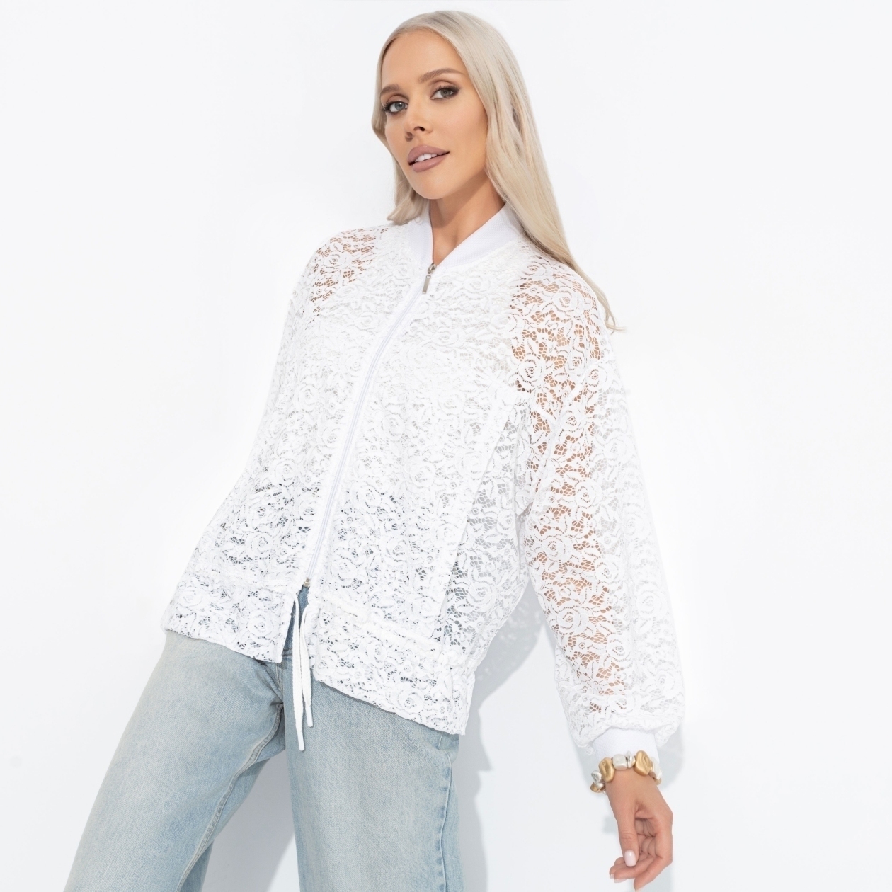 Бомбер Эпичный шик (white). Состав: 95% п/э, 5% спандекс