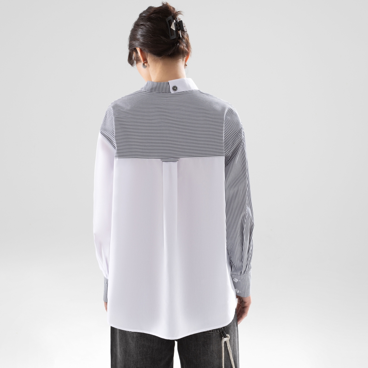 Конкуренция невозможна. Состав: 50% хлопок, 50% полиэстер