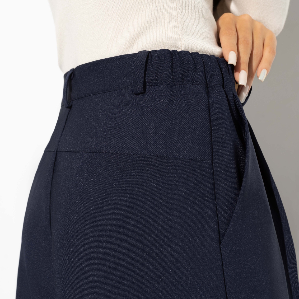 Брюки Легкой походкой (dark blue). Состав: 96% п/э, 4% эластан