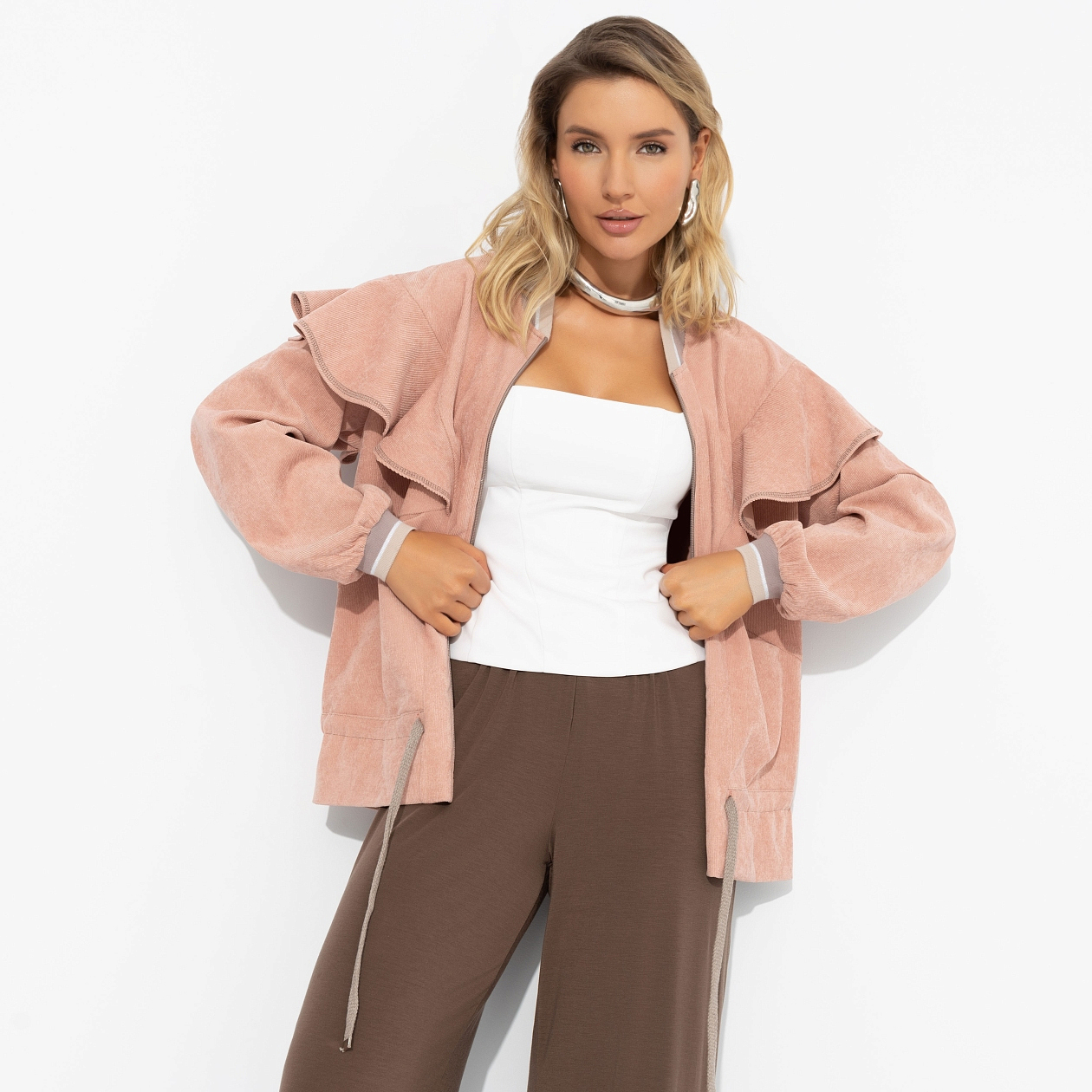 Бомбер Всё про неё. Состав: 50% хлопок, 45% п/э, 5% спандекс