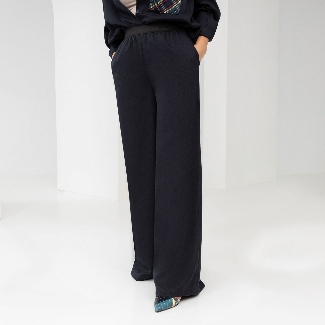 Брюки Погружение в стиль (примадонна). Состав: 75% вискоза, 25% полиэстер