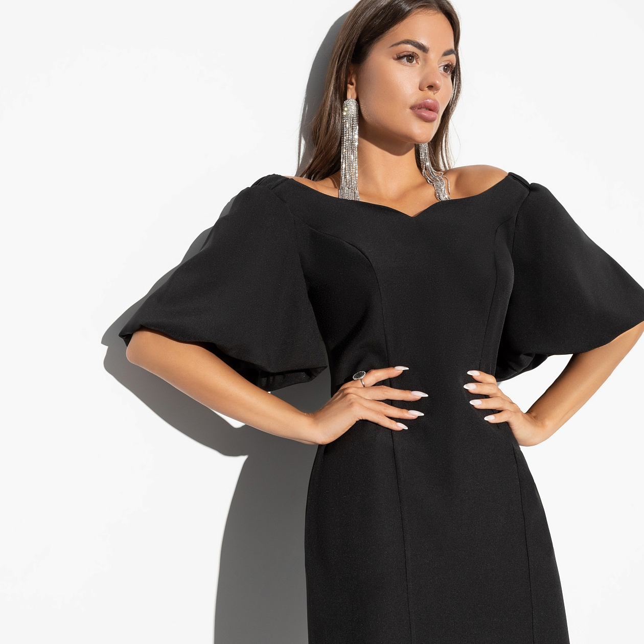 Платье-футляр По дороге в Голливуд (элегант). Состав: 95% п/э, 5% эластан