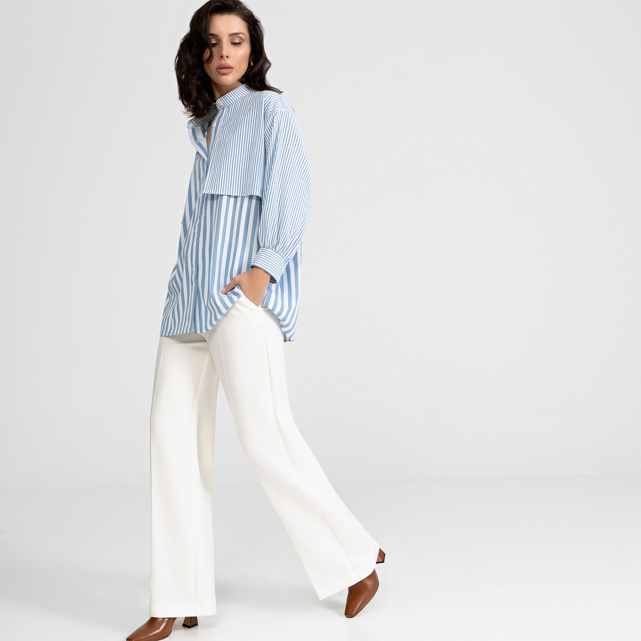 Вне конкуренции (beauty blue). Состав: 65% п/э, 30% вискоза, 5% спандекс