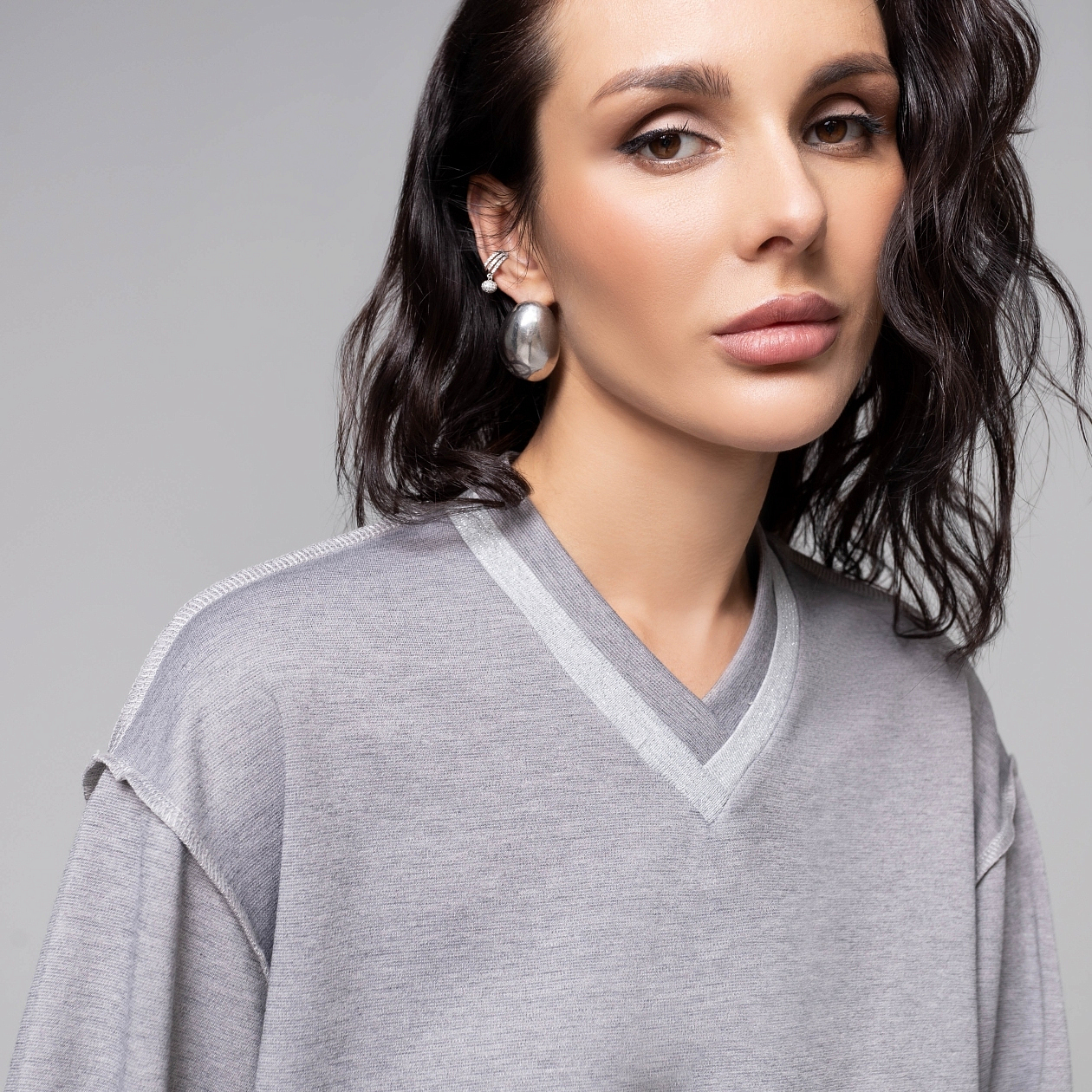 Успех в руках (серый). Состав: 35% вискоза, 30% п/э, 30% нейлон, 5% спандекс