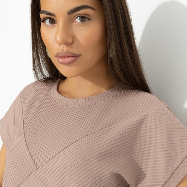 Футболка Искусство строить глазки (коричневый) 