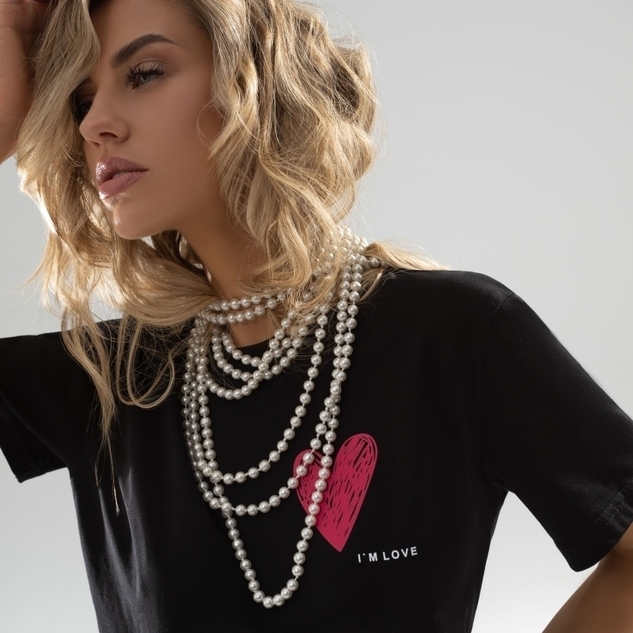 Футболка Базовые фантазии (black love) 