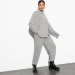 Брючный комплект Элегантная нежность (2 в 1). Состав: 65% п/э, 30% вискоза, 5% спандекс