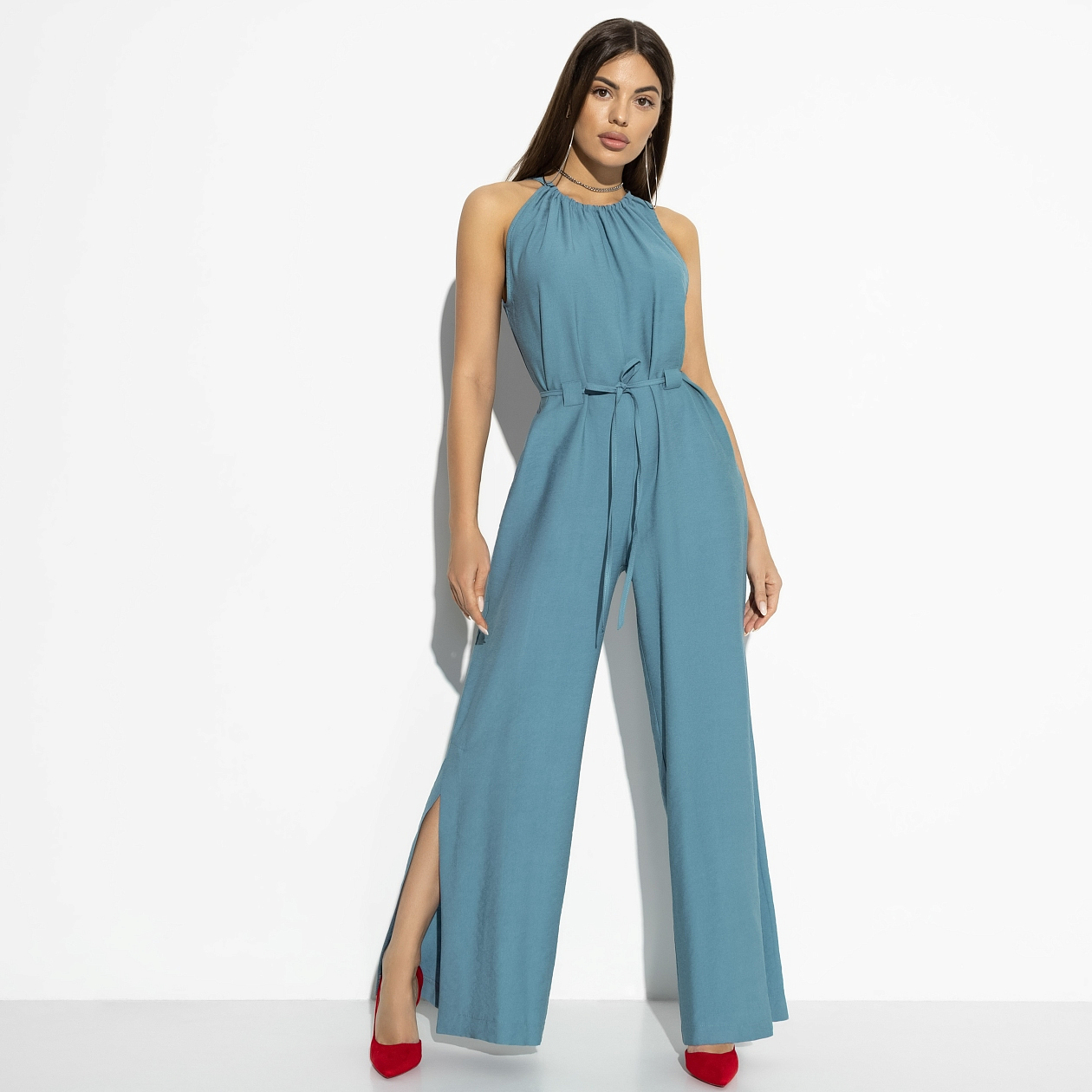 Комбинезон Проникновение в образ (с поясом). Состав: 72% п/э, 22% вискоза, 6% спандекс