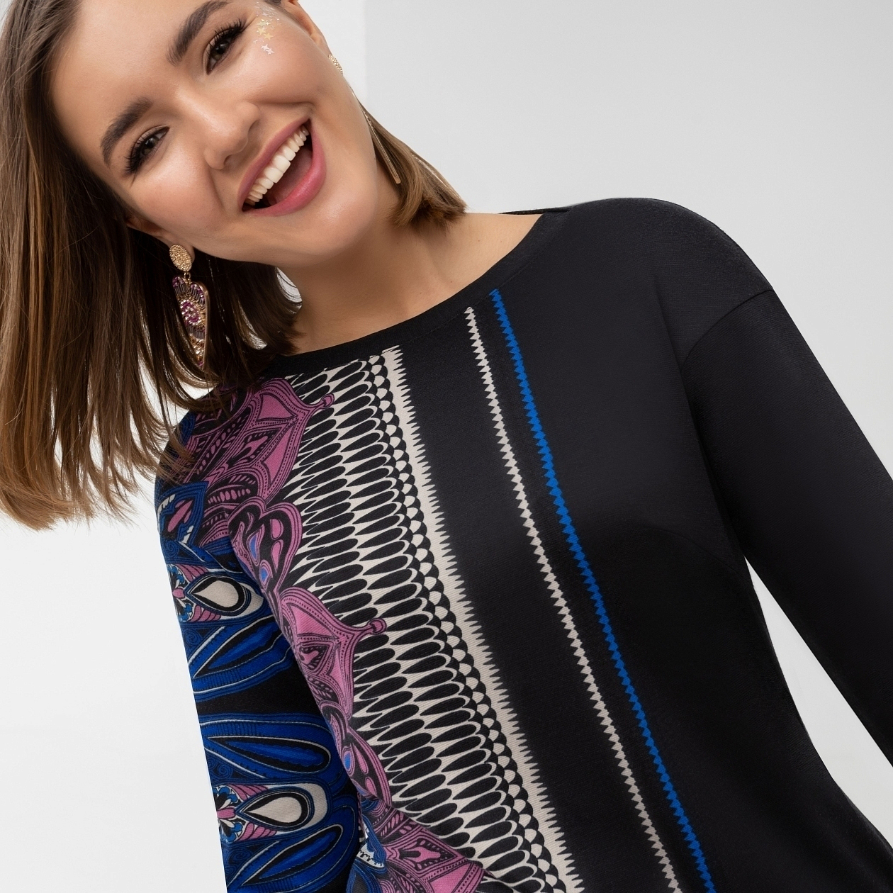 Платье Мыслить позитивно (орнамент). Состав: 65% п/э, 30% вискоза, 5% эластан