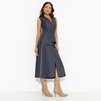 Откровенно стильная. Состав: 55% п/у волокно, 45% полиэстер