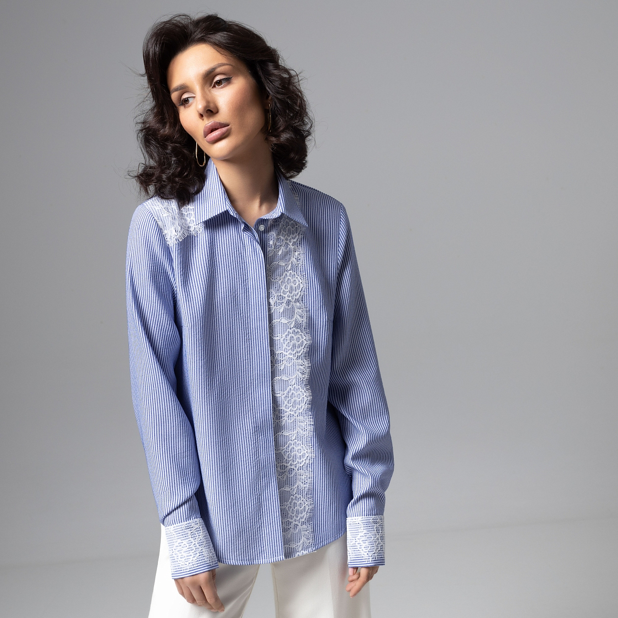 Блуза Совершенство по умолчанию. Состав: 65% полиэстер, 30% вискоза, 5% нейлон