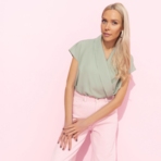 Блуза На пике изящества (зеленый). Состав: 95% полиэстер, 5% эластан