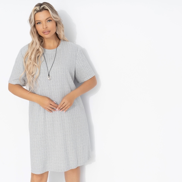 Платье Иду красиво 