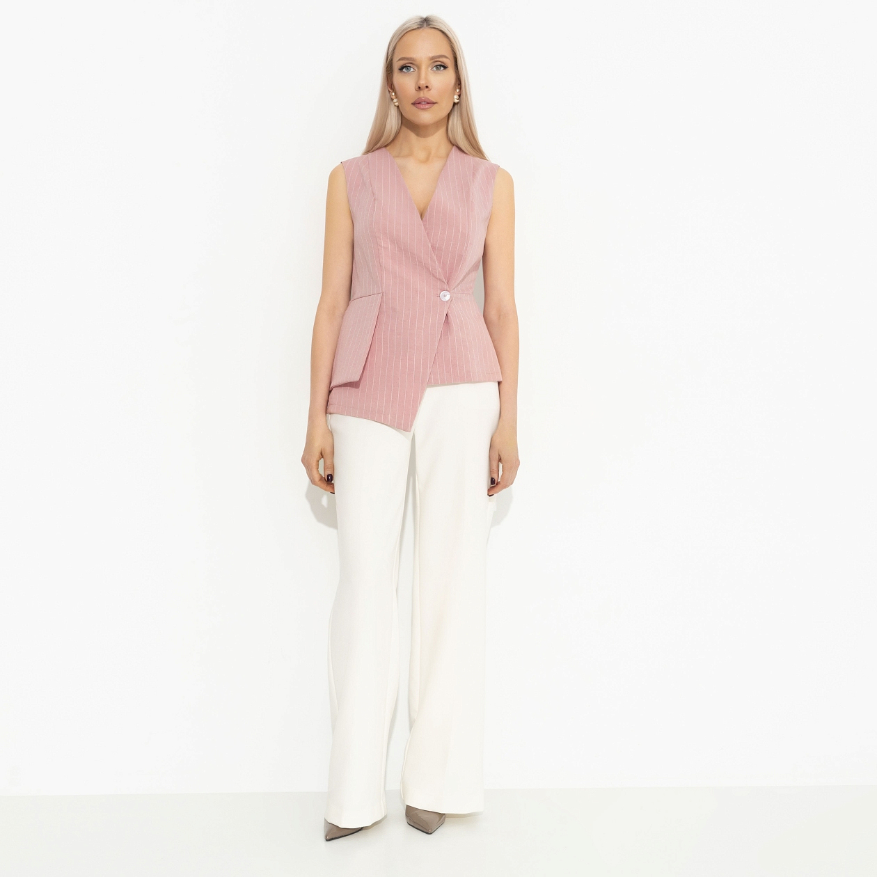 Стильный лидер (розовая пудра). Состав: 79% вискоза, 20% нейлон, 1% полиэстер