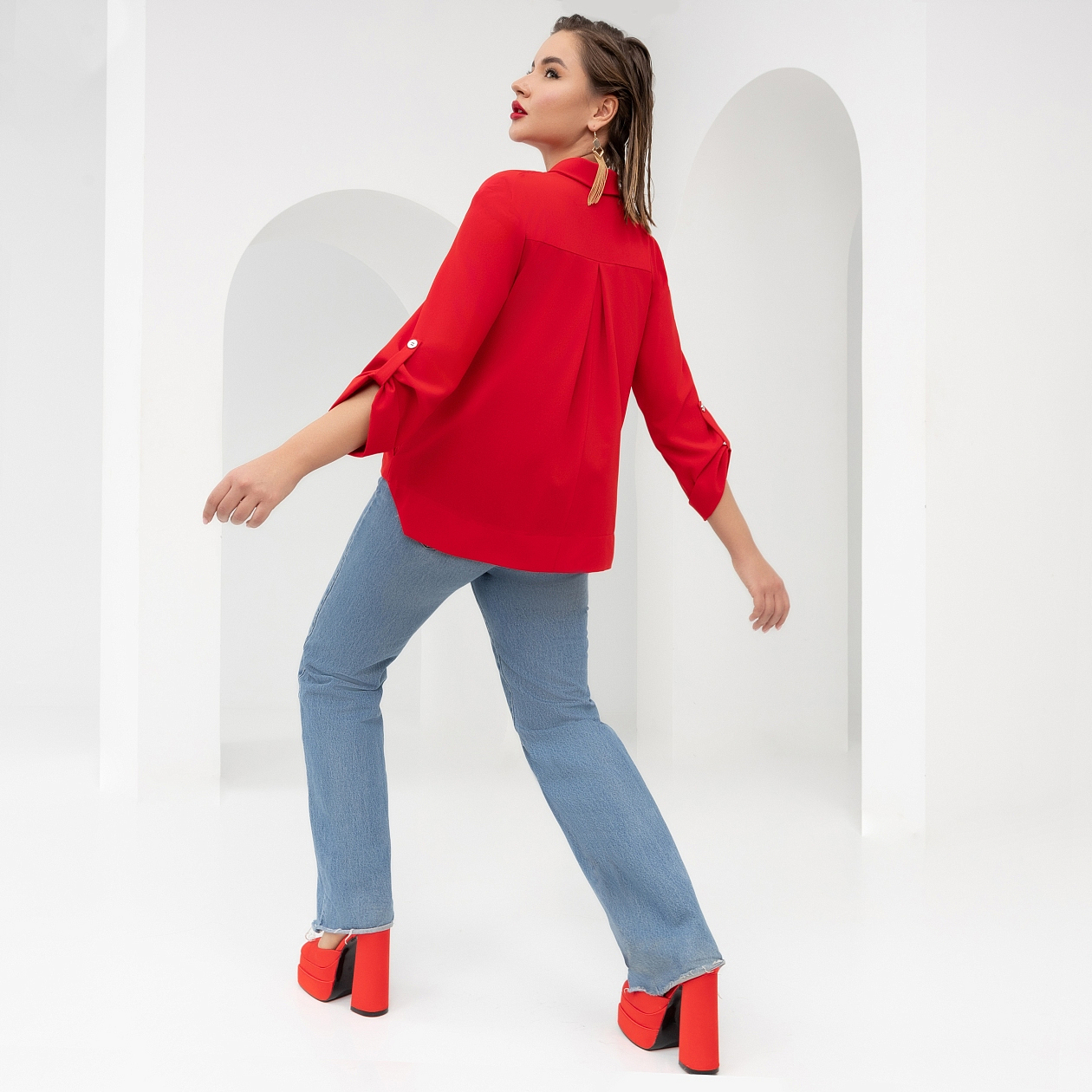 Блуза Гордость и убеждение (маковый цвет). Состав: 100% п/э