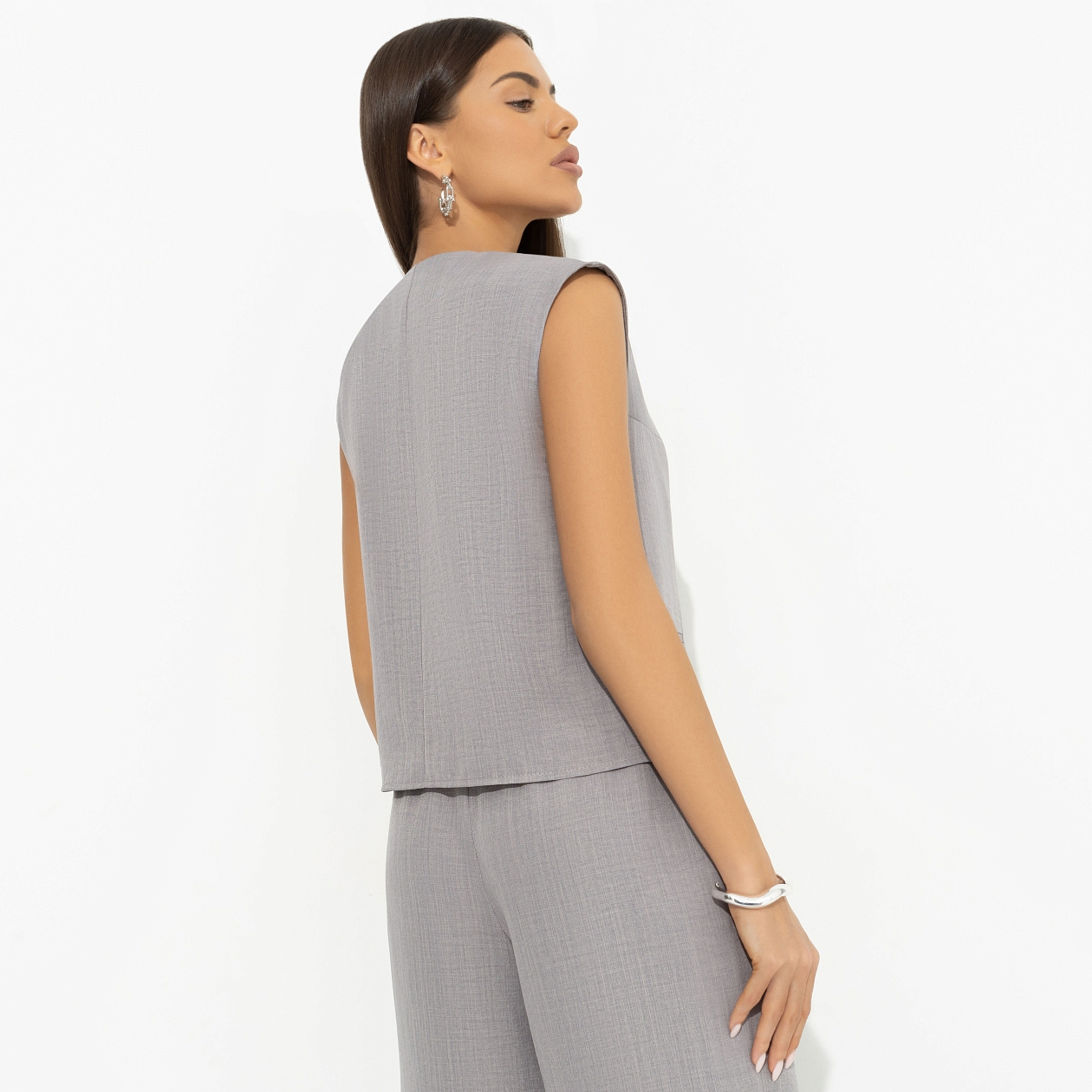 Строго по моде. Состав: 100% полиэстер