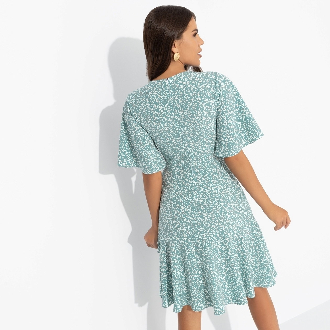 Платье Жду комплиментов. Состав: 65% п/э, 30% вискоза, 5% эластан