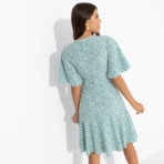 Платье Жду комплиментов. Состав: 65% п/э, 30% вискоза, 5% эластан