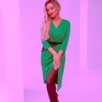 Платье-футляр Искусство красоты (с ремешком). Состав: 50% вискоза, 45% п/э, 5% спандекс