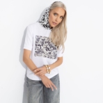 Футболка Увлечена собой (графика). Состав: 65% п/э, 30% вискоза, 5% стрейч