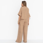 Брючный костюм Энергия цвета (biege, 2 в 1). Состав: 65% п/э, 30% вискоза, 5% эластан