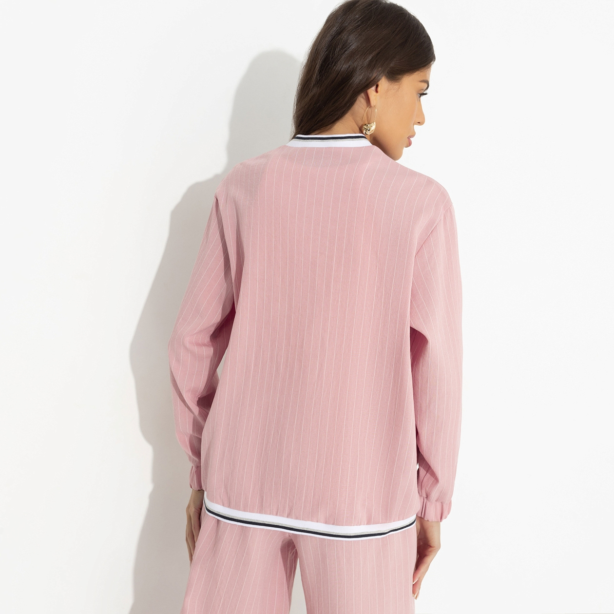 Бомбер Бунтарка (pink). Состав: 79% вискоза, 20% нейлон, 1% эластан