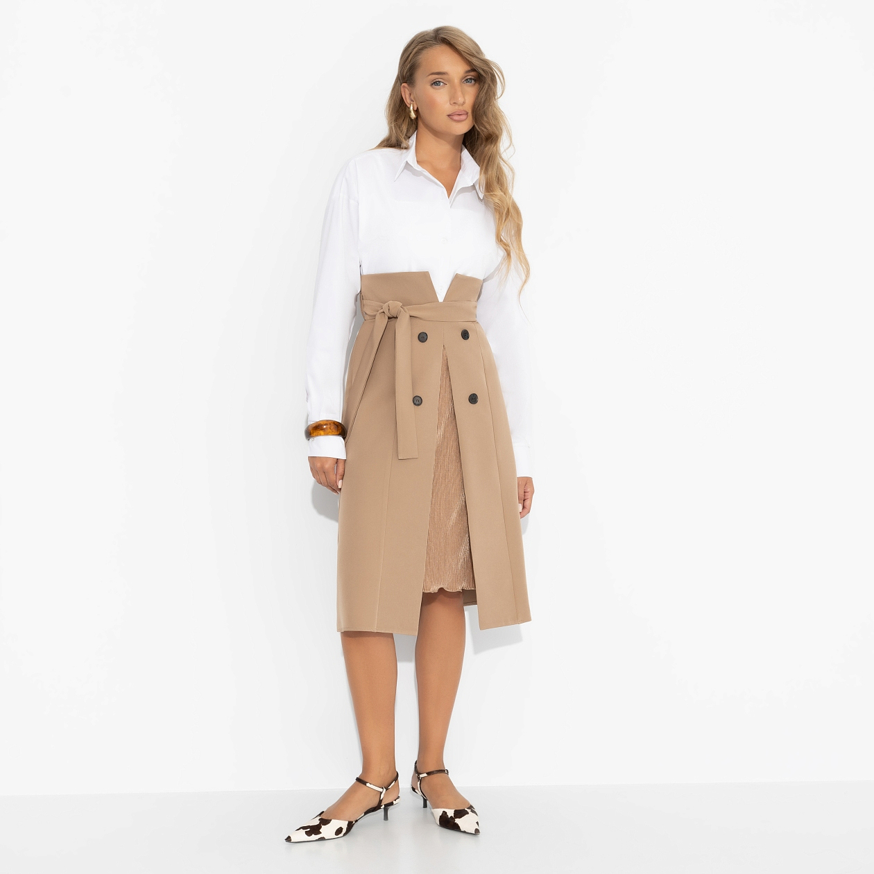 Местная знаменитость (бежевая). Купить женский Юбка оптом от производителя.