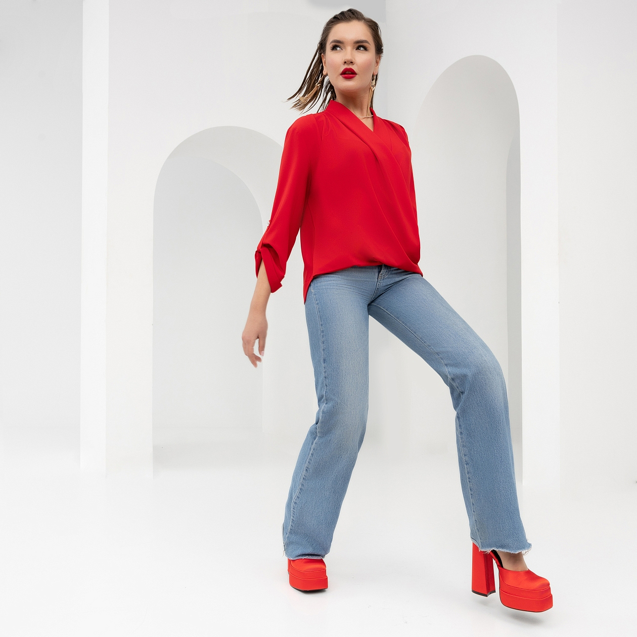 Блуза Гордость и убеждение (маковый цвет). Состав: 100% п/э