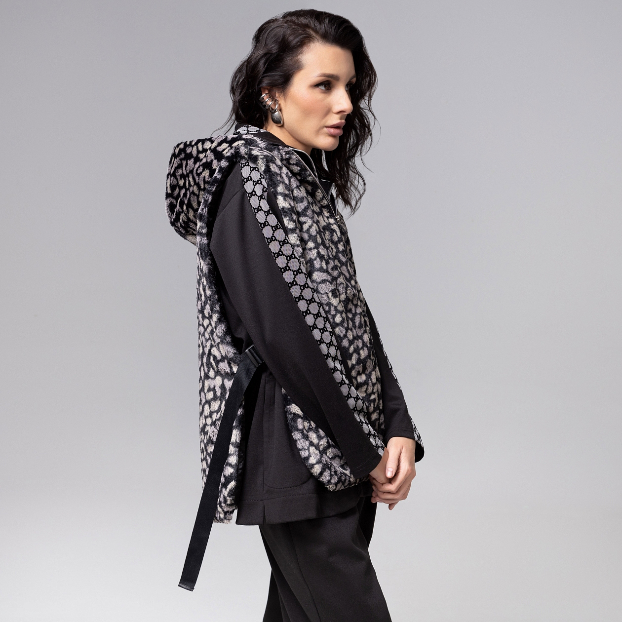 Будь в центре (леопард). Состав: 100% п/э