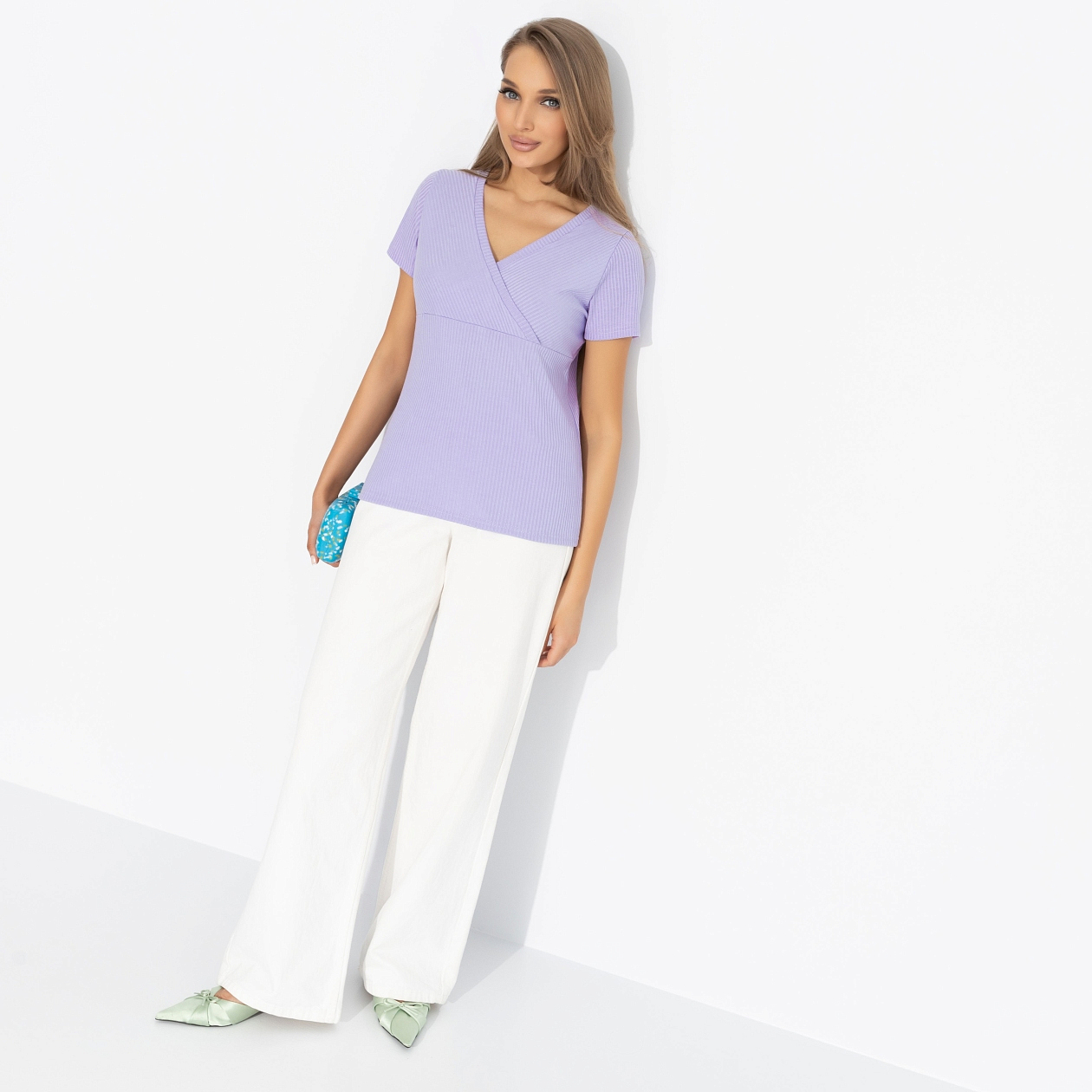 Футболка Женственность без границ. Состав: 65% п/э, 30% вискоза, 5% спандекс