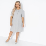 Платье Иду красиво. Состав: 75% нейлон, 22% хлопок, 3% спандекс