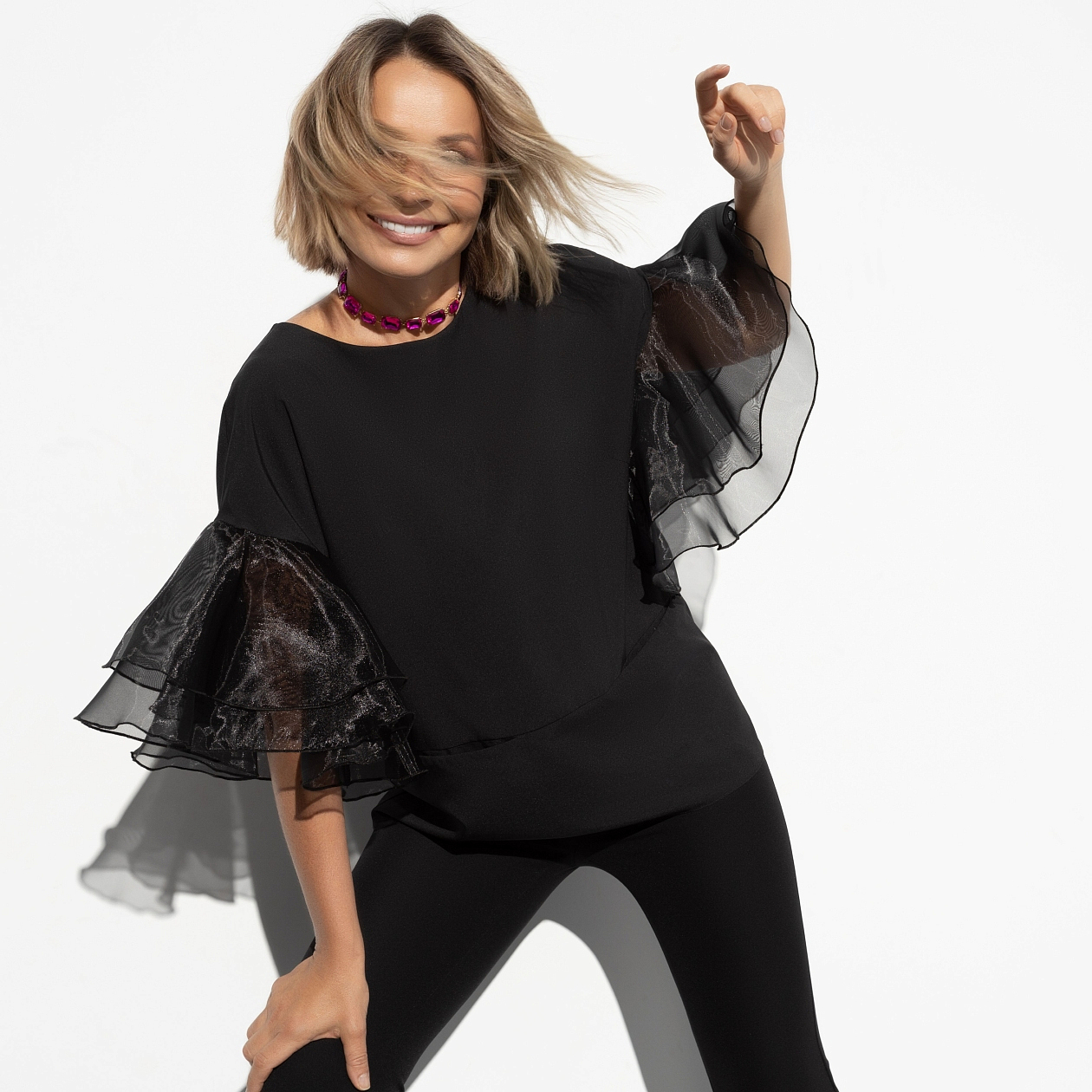 Блуза Кокетка в образе. Состав: 95% п/э, 5% эластан