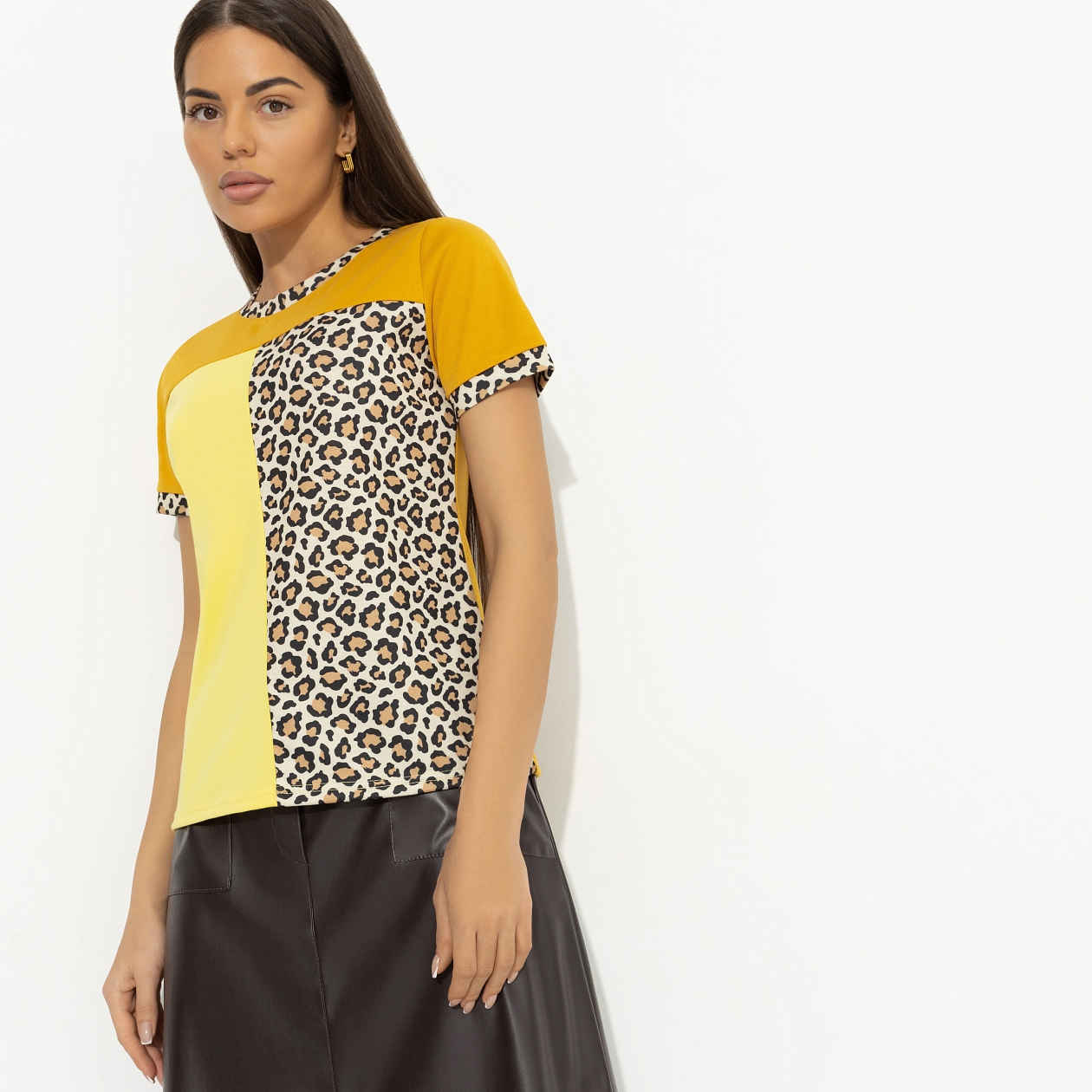 Футболка Стильное сочетание (оранжевая). Состав: 65% полиэстер, 30% вискоза, 5% стрейч