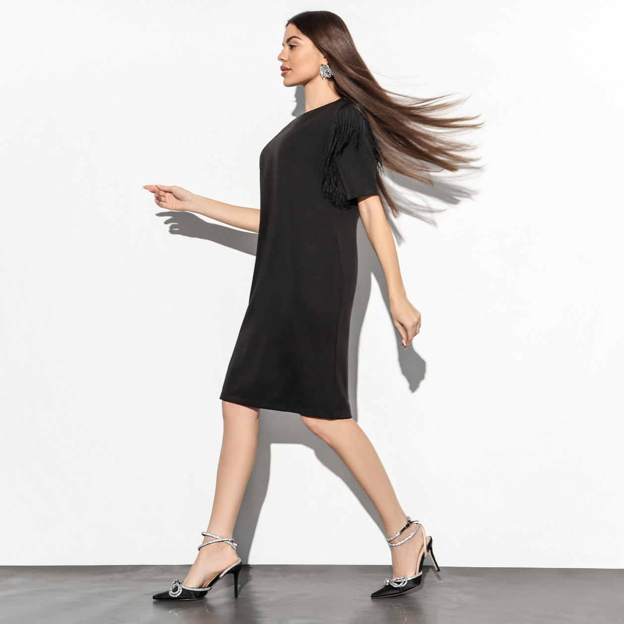 Платье Любоваться разрешается. Состав: 96% п/э, 4% эластан