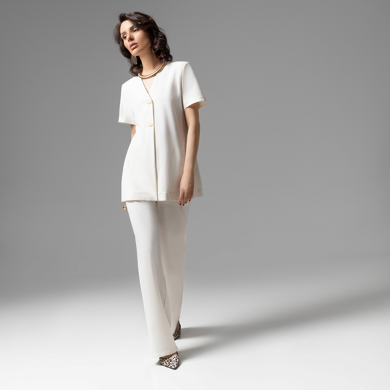 Брючный костюм На шаг впереди моды. Состав: 50% вискоза, 45% п/э, 5% спандекс