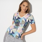 Футболка Любовь рядом (яркая). Состав: 65% п/э, 30% вискоза, 5% стрейч