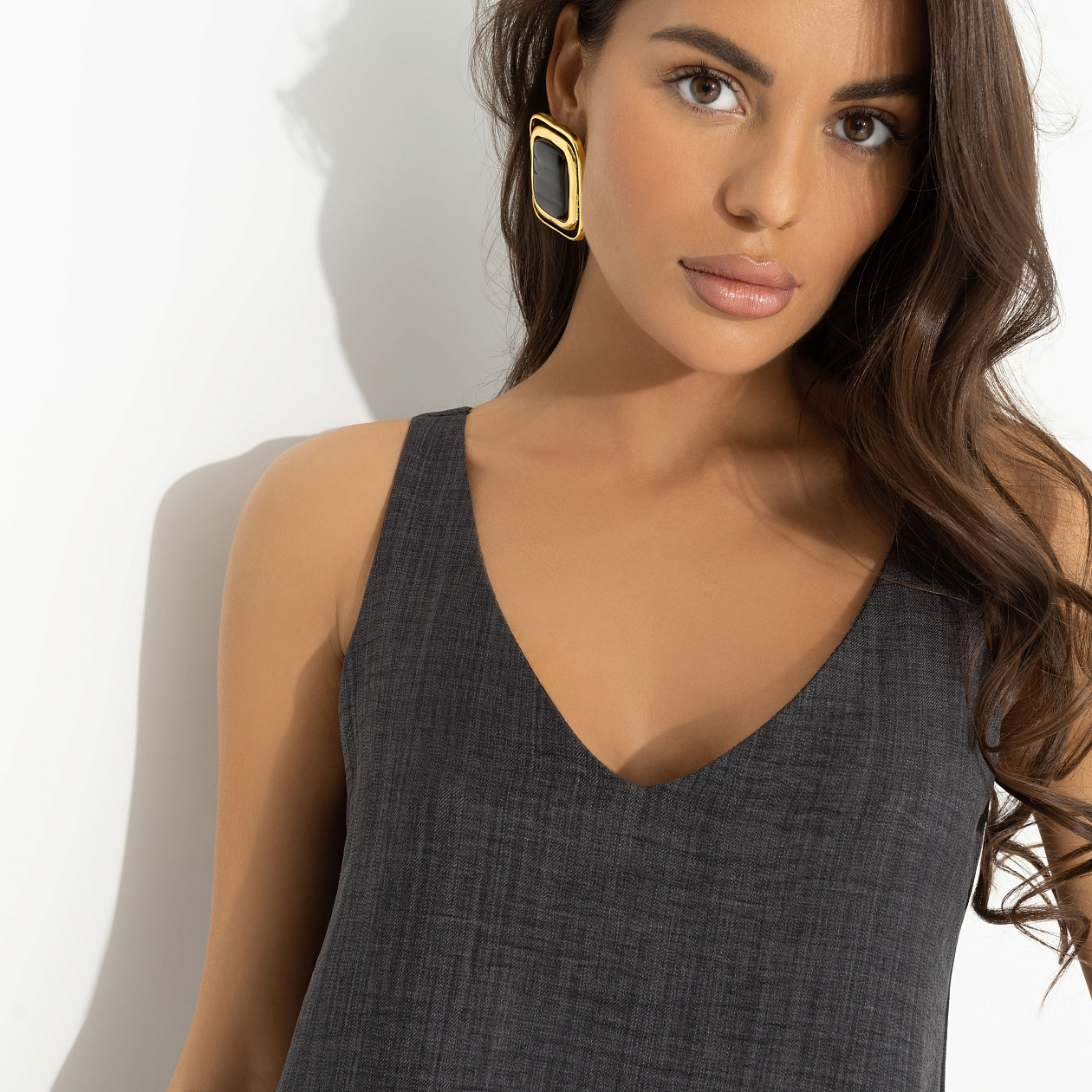 Сарафан Динамичный стиль (серый). Состав: 80% п/э, 15% лен, 5% эластан