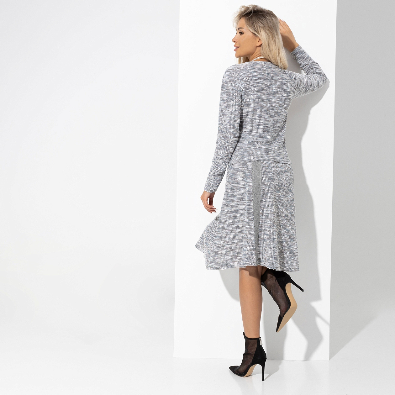 Комплект с юбкой Инста-стиль (2 в 1, grey ) . Состав: 60% полиэстер, 35% вискоза, 5% эластан