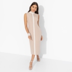 Платье-футляр Поцелуй удачи (biege, с манжетами). Состав: 95% п/э, 5% эластан
