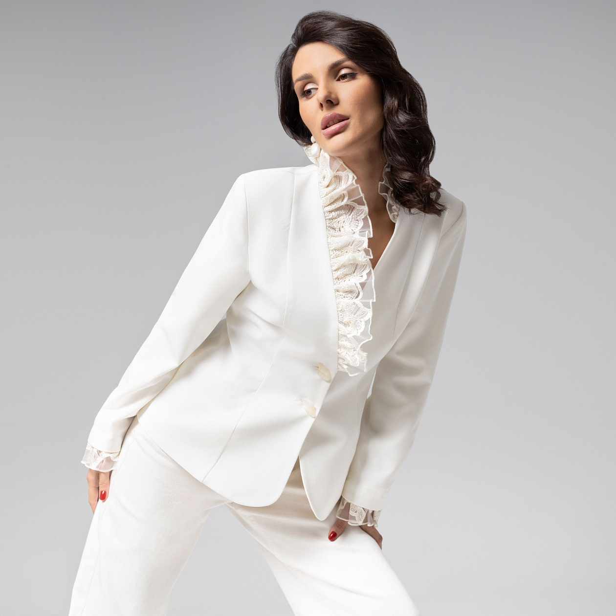 Жакет Сидит идеально. Состав: 75% п/э, 20% вискоза, 5% спандекс