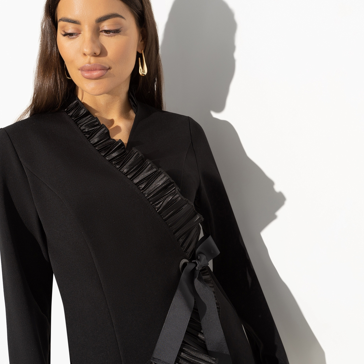 Жакет Прекрасно воспитана. Состав: 65% п/э, 30% вискоза, 5% спандекс